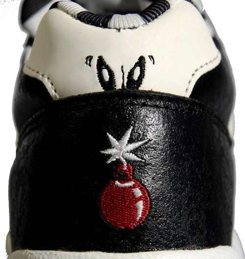 New Balance Spy vs. Spy Edition MT580 New Balance Spy vs. Spy Edition MT580