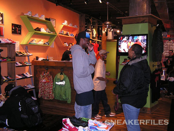 2nd Saturdays sale at Encore Chicago