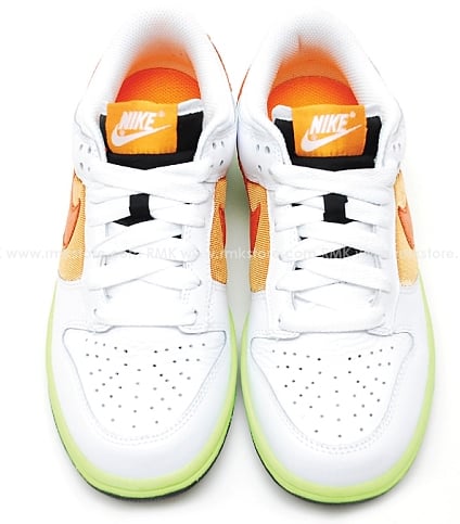 Nike Womens Dunk Low - White / Orange Blaze - Shock Orange