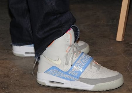 Nike Air Yeezy Tinker Hatfield PE