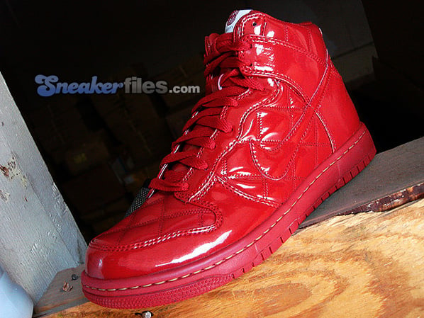 nike dunk quilted patent