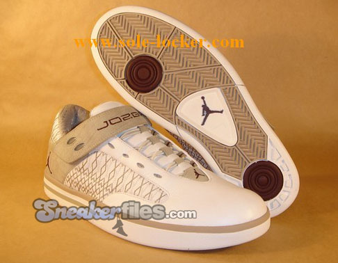 Jordan Brand Blase - White / Deep Burgundy / Reed