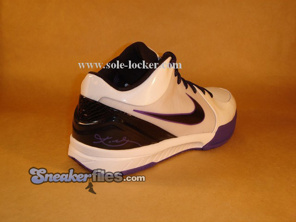 Nike Zoom Kobe 4 – White / Purple