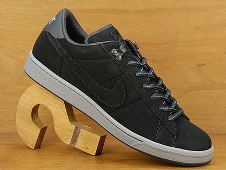Nike Tennis Classic