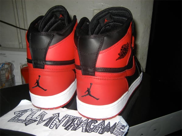 Air Jordan I (1) Retro High Strap - Black / Varsity Red - White
