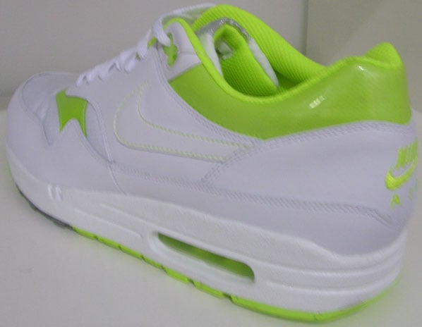 Nike Air Max 1 - White / Neon | April 2009