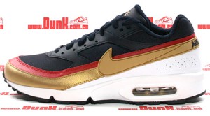 Nike Air Classic BW – Dark Obsidian / Metallic Gold – White – Varsity