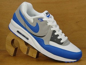 Nike Air Max Light – White / Varsity Blue / Grey