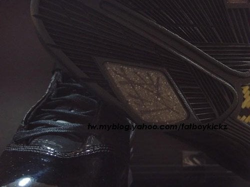 Air Jordan 2009 - Black / Gold