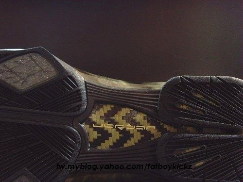 Air Jordan 2009 - Black / Gold