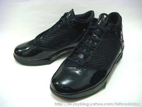 Detailed Photos: Air Jordan 2009 Black Gold