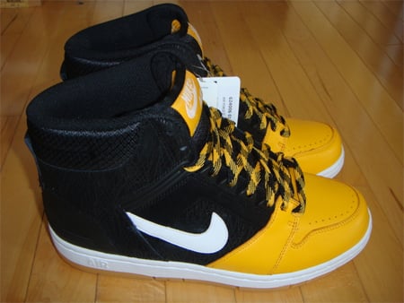 nike air force 2 black and yellow