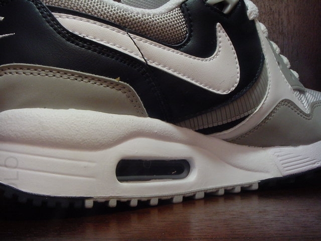 Nike Air Max Light – White / Grey / Obsidian Released!