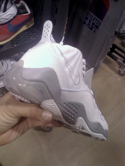 nike-zoom-fun-police-white-metallic-silver-3 Nike Zoom Fun Police - White / Metallic Silver