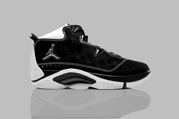 Release Reminder: Air Jordan Melo M5 – Black / Metallic Silver – White