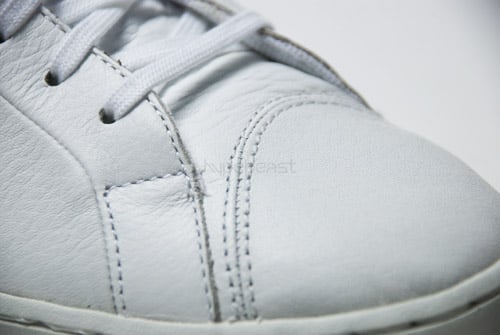 Traditional Flavor: Asics Seck Mid