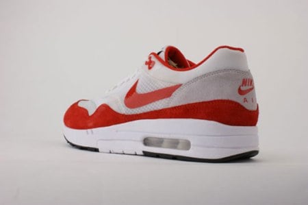 New Pictures: Nike Air Max 1 Flywire 2009