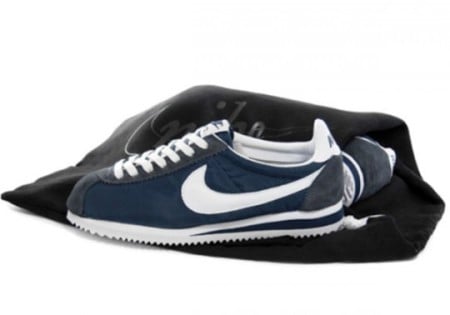 Nike Cortez Brothers Double Pack: Cortez Classic, Cortez Flymotion & Toys