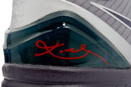 Nike Zoom Kobe IV - Chaos “Joker” - Now Available