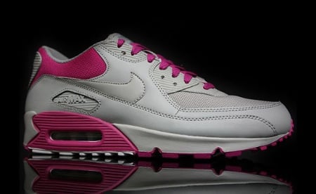 Too Cute: Nike Women's Air Max 90 Medium Grey/Rave Pink