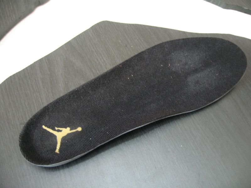 Release Reminder: Air Jordan 2K9 (2009) S23 - Black / Metallic Gold