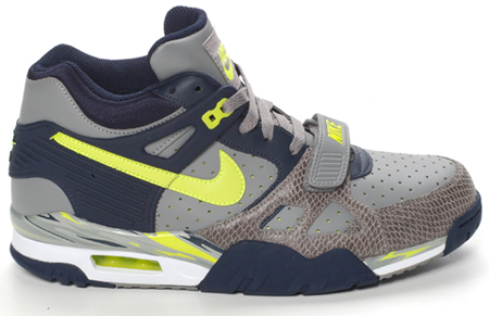 Nike Air Trainer III LE - Light Charcoal / Volt