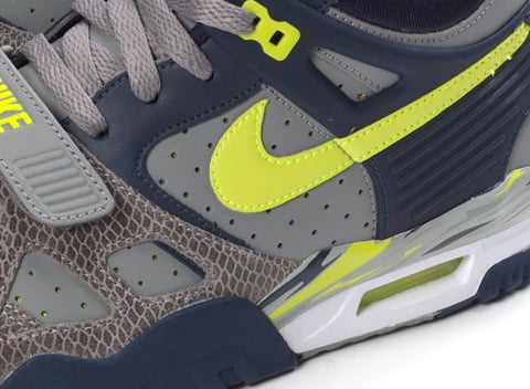 Nike Air Trainer III LE - Light Charcoal / Volt