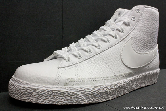 Nike Blazer High - White / White 