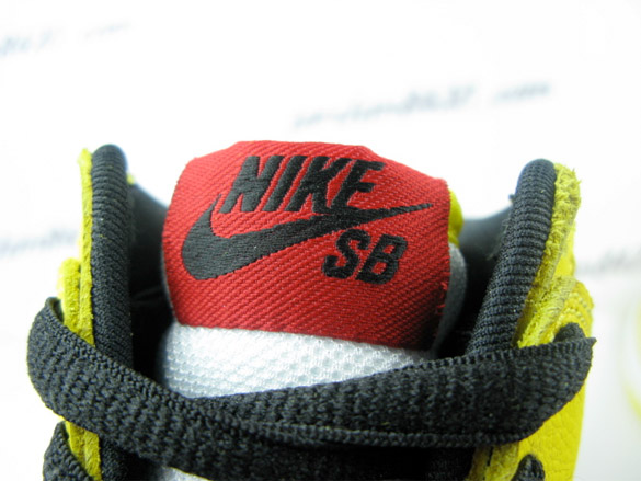 Nike SB Dunk High Premium - Yellow / Black - White