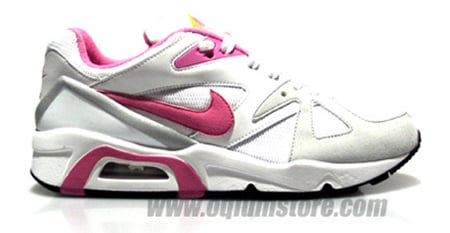 nike structure triax womens