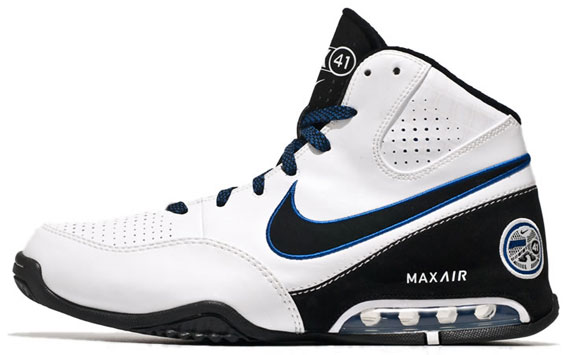 Nike Air Max Spot Up - Dirk Nowitzki PE | Playoff Pack