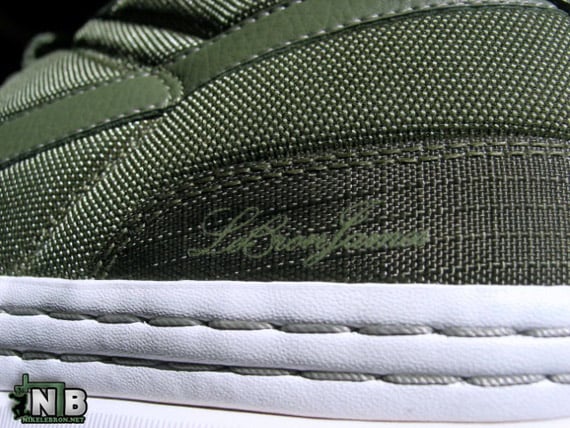 Nike Zoom Lebron VI (6) Low Look-See Sample - White / Army Green