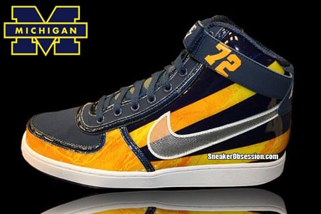 Nike Vandal ‘Michigan Wolverines’ - College Football Helmet Pack