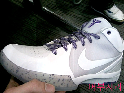 Nike Zoom Kobe IV (4) – White / Purple