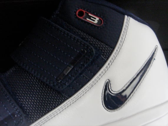 Nike Zoom Lebron Soldier III (3) - White / Navy / Red