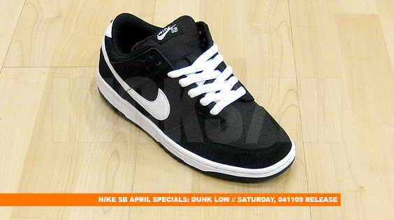 Nike SB Dunk Low - Black / White | April 2009