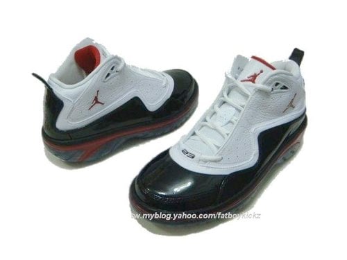Air Jordan Element - White / Black - Red