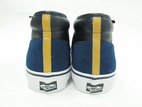 Deluxe x Vans Chukka