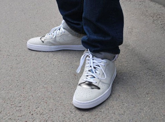 Nike Air Elan & Nike Royal Mid - Metallic Pack