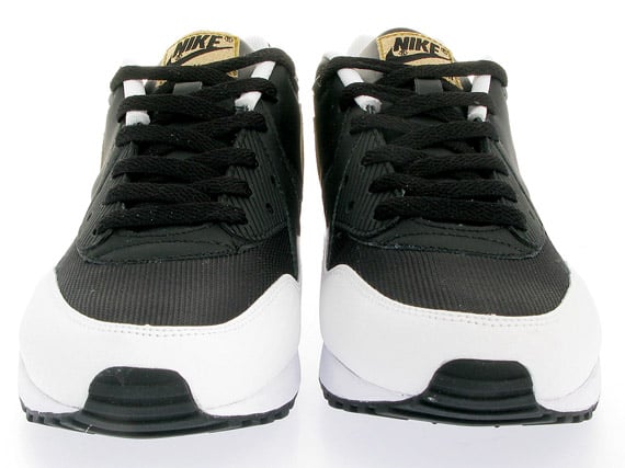 Nike Air Max Light - White / Metallic Gold - Black