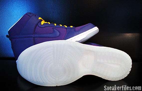 Nike Dunk High Premium - Varsity Purple / Varsity Maize - White