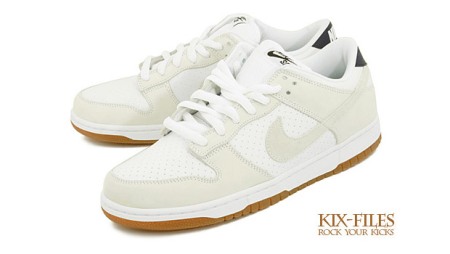 nike dunk low white gum