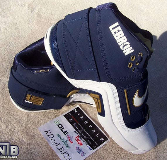 Nike Zoom Soldier '07 LeBron James Skills Academy Player Exclusive