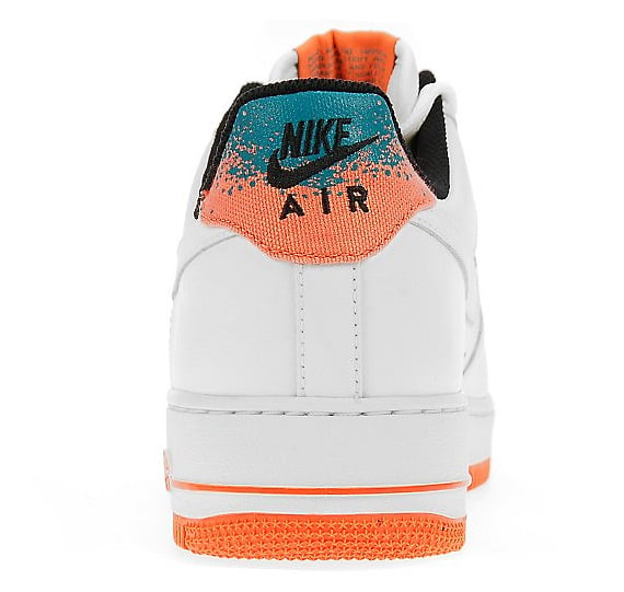 Nike Air Force 1 Low '07 - White / Total Orange