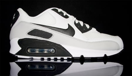 Nike Air Max 90 – White / Black – Neutral Grey