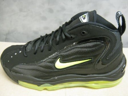 nike air max total black