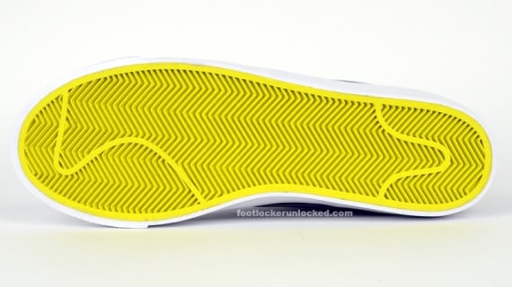 Nike Blazer Mid - Metallic Silver / Black - Electrolime