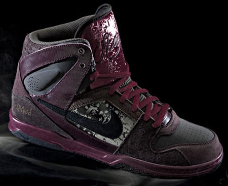 Nike 6.0 Zoom Oncore High - 3 Inches Blood