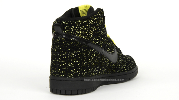 Nike Dunk High - Black / Volt - Yellow