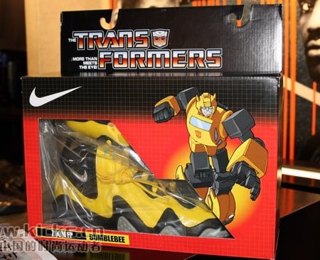 Nike Transformers II Pack – Zoom Fun Police & Zoom Sharkalaid